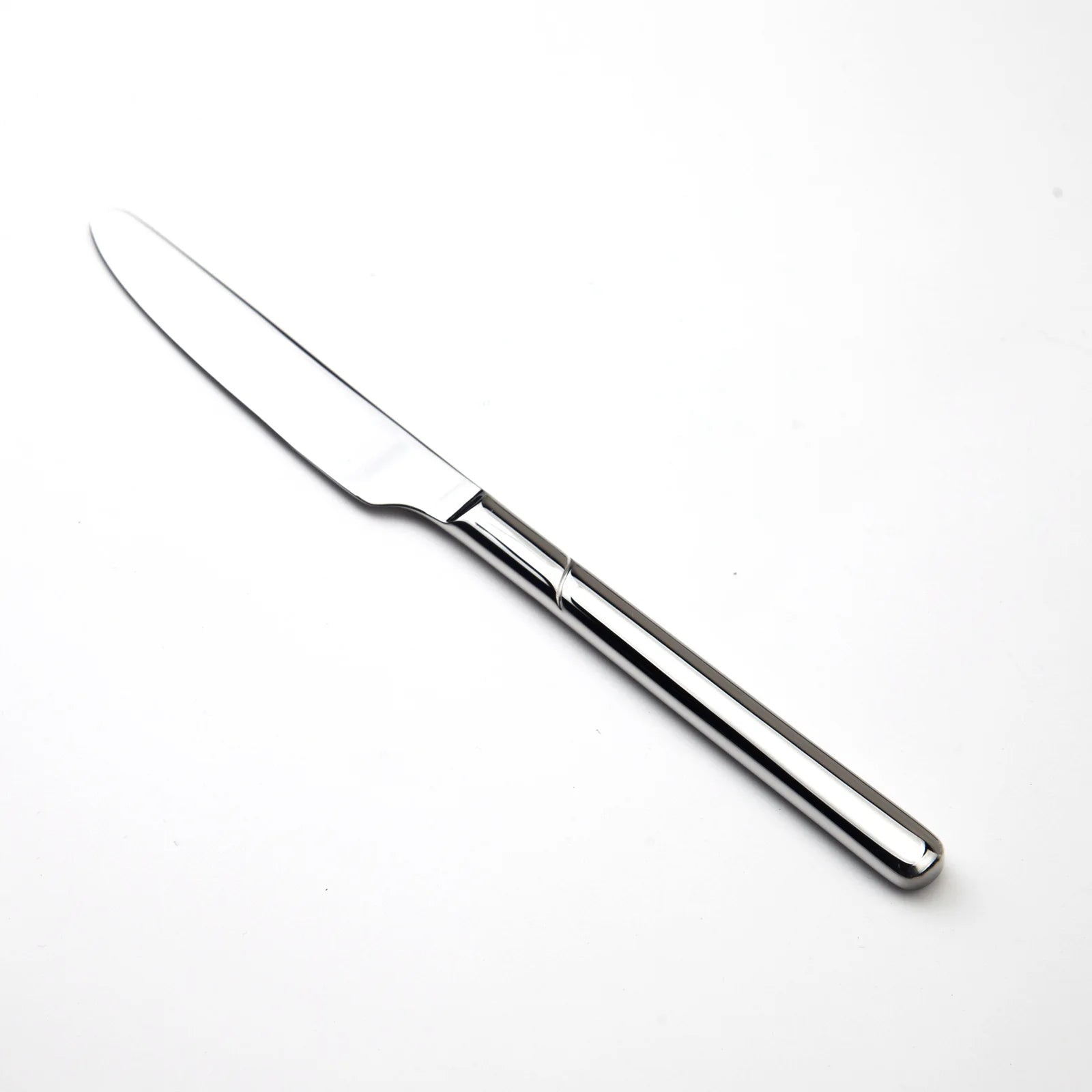 Elegante set di posate in acciaio inossidabile da 24 pezzi – Stoviglie di lusso Cozy Zone con coltelli, forchette e cucchiai